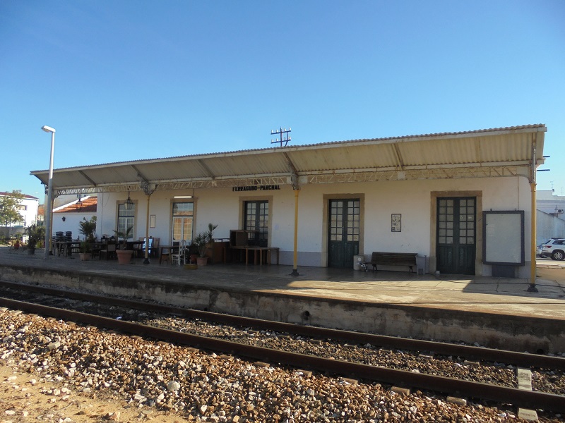 Ferragudo station