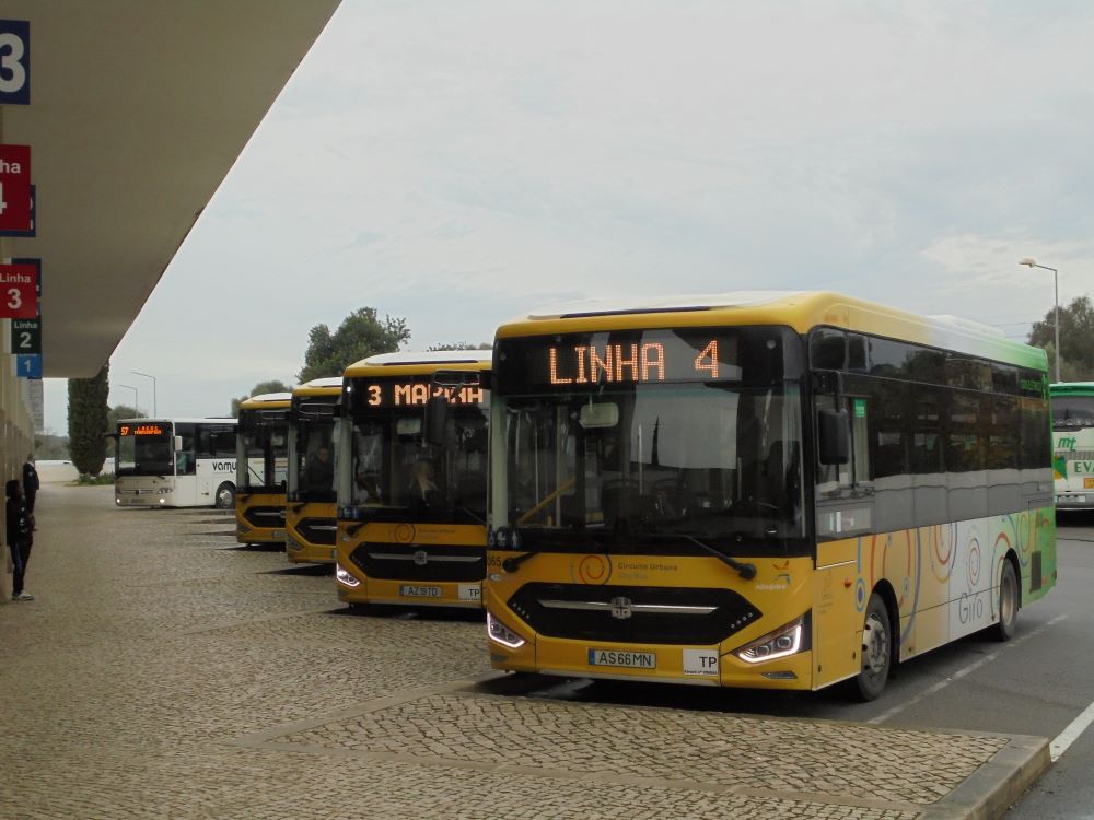 albufeira bus
        station