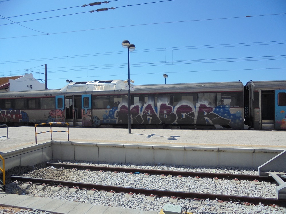 vandalism-Faro-train-310817